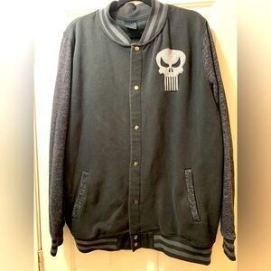 Marvel size extra large in men’s snap up jacket